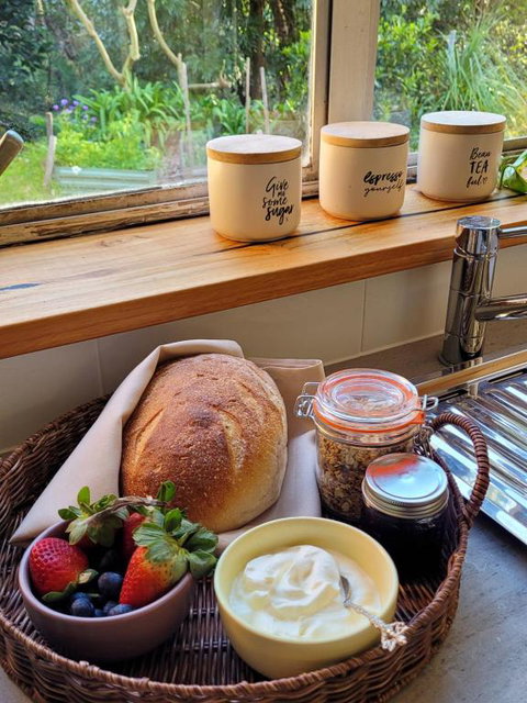 Garden Rest - Australian Destinations 4