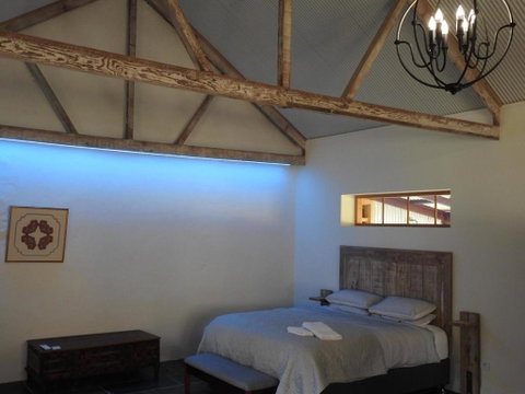 Grape Pickers Cottage - Australian Destinations 3