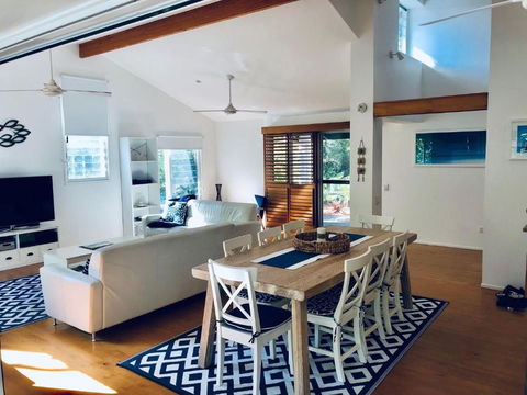 Ibis 3 House - Australian Destinations 3