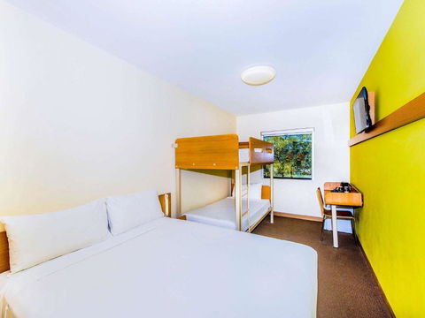 Ibis Budget Sydney Olympic Park - Australian Destinations 1