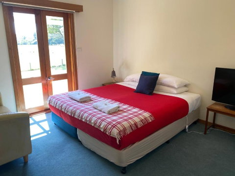 Icena Accommodation - Australian Destinations 3