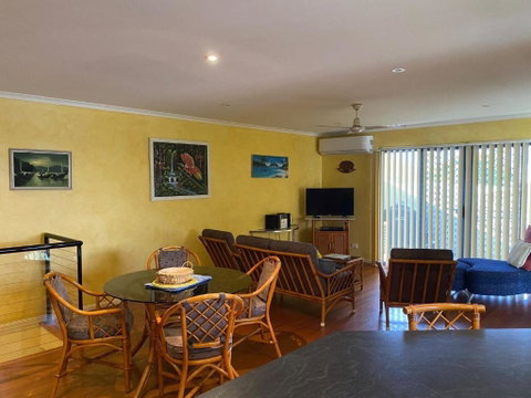 Indigo Place 1 Rainbow Beach - Australian Destinations 3