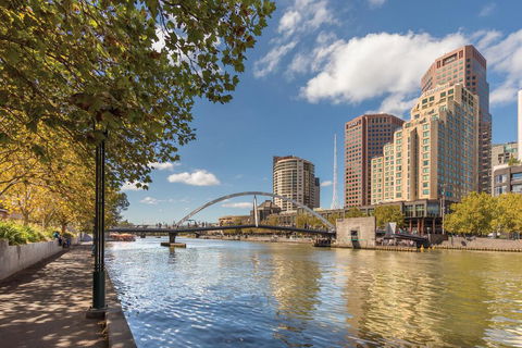 Adina Apartment Hotel Melbourne Southbank - Australian Destinations 2