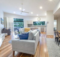 Ait Shona - Happy Place. Apt 10 Haven on the Park - Australian Destinations