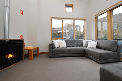 Akuna 3 - Australian Destinations 1