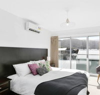 APOLLO 13 STUDIO - free wifi opposite beach - Australian Destinations