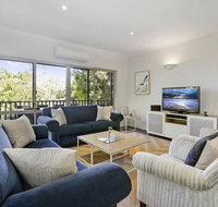 APOLLO BAY HOLIDAY HOUSE - walk to beach  wifi - Australian Destinations