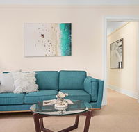 Art Deco apartment steps from harbour and beach - Australian Destinations