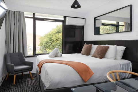 M Hotel - Australian Destinations 3