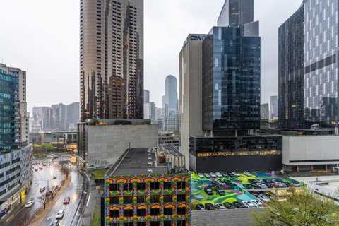 Mega Style Apartments Southbank Grand - Australian Destinations 1