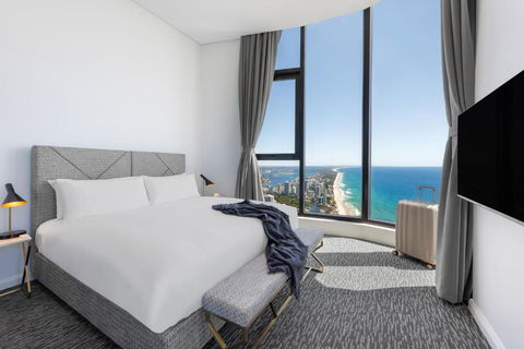 Meriton Suites Surfers Paradise - Australian Destinations 0