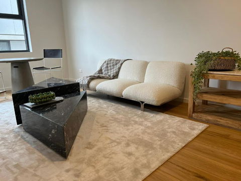 NEW BOUTIQUE 1bd Apt - Australian Destinations 2