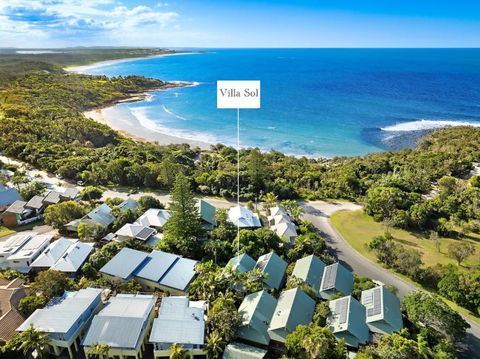 NEW Luxury Angourie Villa! Dream Location, WiFi ++ - Australian Destinations 1