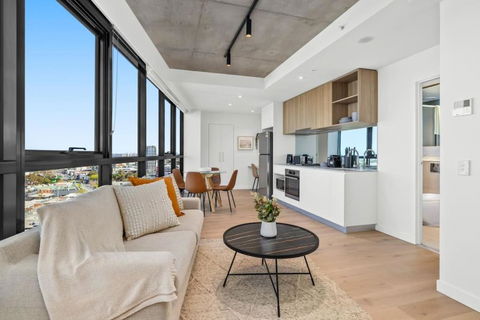 NEW Sensational Southbank Lux - Australian Destinations 2
