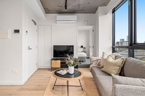 NEW Spectacular Views Southbank - Australian Destinations 2