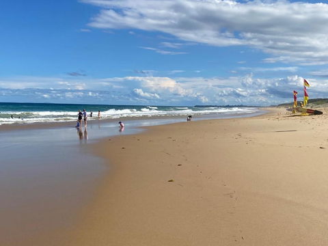 NEW Upmarket OCEAN 3Bed 2Bath Unit - 250m 2 BUDDINA BEACH! - Australian Destinations 1