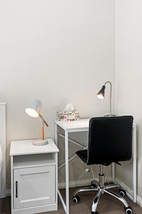 No Stairs, Big House, Garage Richmond Residence 1 - Australian Destinations 2