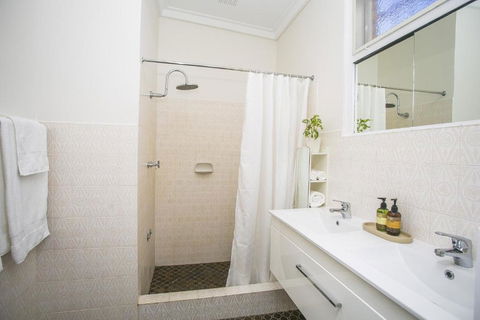 NOR214 - Northstead Coastal Charm - Australian Destinations 3