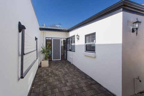 North Adelaide Row Cottage Monte - Australian Destinations 1