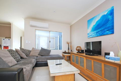 Ocean Breeze - Australian Destinations 2
