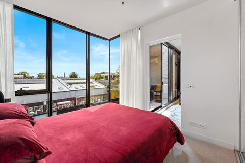 Oxley - 1 Bedroom Apt In The Heart Of Collingwood - Australian Destinations 1