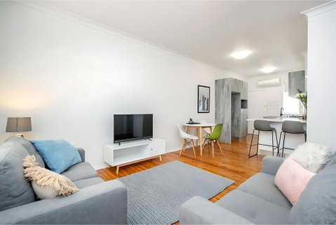 Prickly Pear Stays In Adamstown - Australian Destinations 0