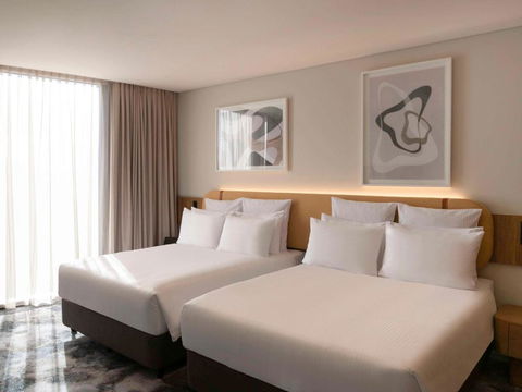Pullman Sydney Penrith - Australian Destinations 1