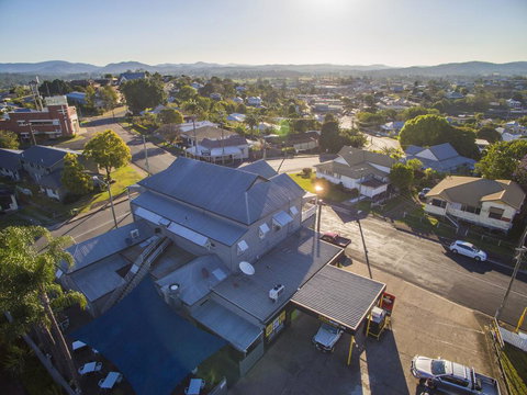 Australian Hotel - Gympie - Australian Destinations 1
