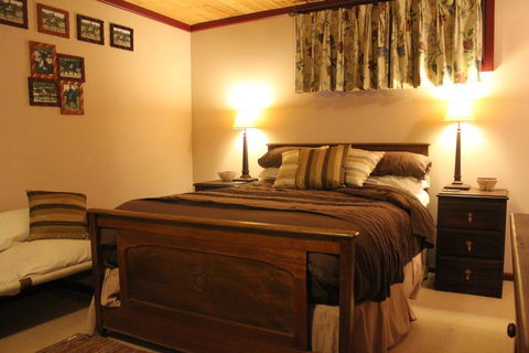 Avoca Park - Australian Destinations 1