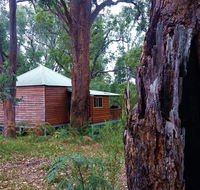Barrabup Sanctuary BirdHide - Australian Destinations