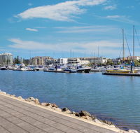 Bayswaterfront Apartments - Australian Destinations