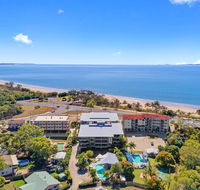Beaches on Lammermoor Apartments - Australian Destinations