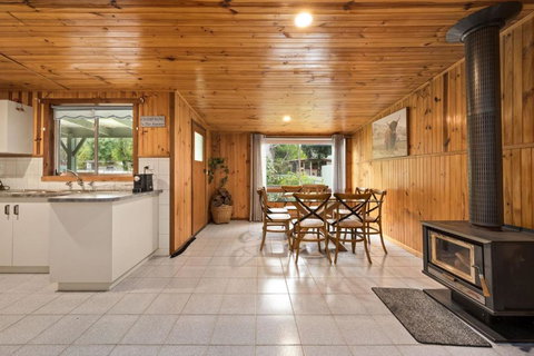 Rest & Relaxation - Australian Destinations 0