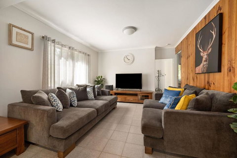 Rest & Relaxation - Australian Destinations 1