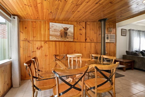 Rest & Relaxation - Australian Destinations 3