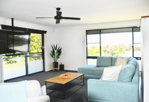 Retreat To Marlin - Australian Destinations 1
