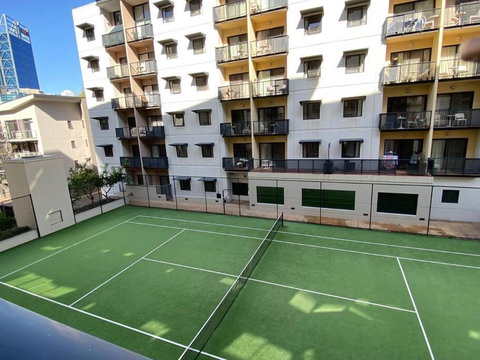 RIVERSIDE CITY VIEW PARKING NETFLIX WIFI WINE FREE - Australian Destinations 3