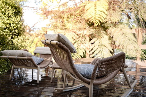 Romantic Garden Cottage With Home Cinema - Australian Destinations 2