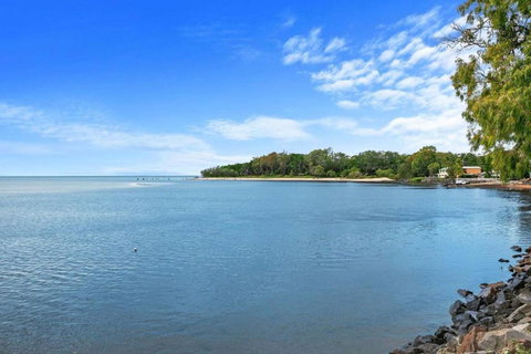 Sandbar On Moreton 5 Bedroom - Australian Destinations 0