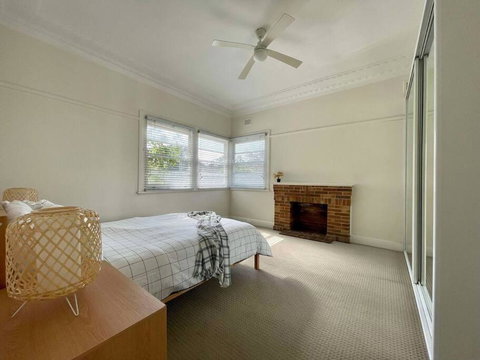 Serene Countryside Escape Spacious 3BR Retreat Near Wineries - Australian Destinations 2