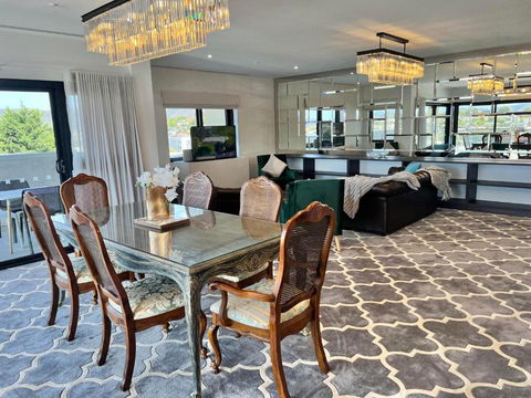 Sixty Six Boutique Apartments - Australian Destinations 1