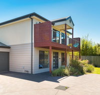 Beachside Villa Cowes - Australian Destinations
