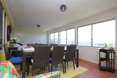 BEACHVIEW - 14 Second Ave , Bonny Hills - Australian Destinations 3
