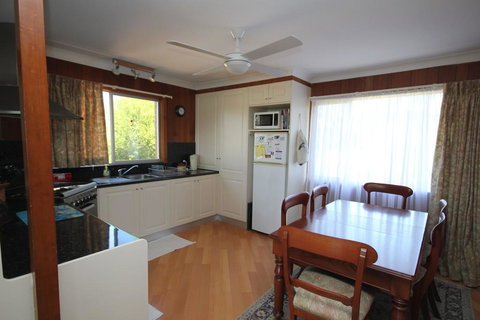 BEACHVIEW - 14 Second Ave , Bonny Hills - Australian Destinations 1