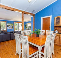 Best Central House - SLEEPS 11  - Australian Destinations