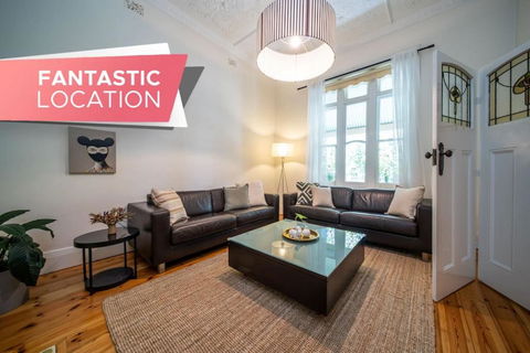 The Oxford Hyde Park 4BR Cottage - Australian Destinations 0