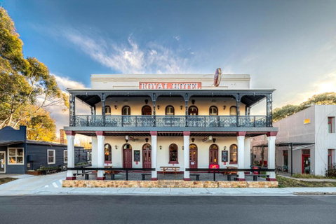 The Royal Hotel Bungendore - Australian Destinations 0