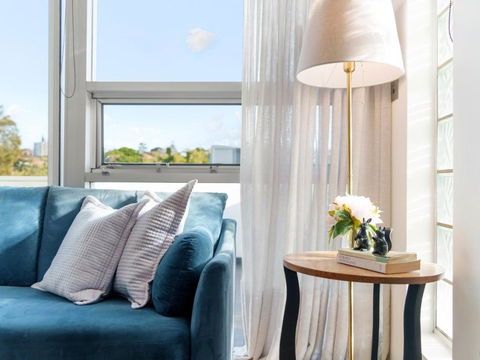 XQ Collection La Casa De Frida - Modern Studio With Balcony - Australian Destinations 0