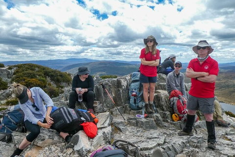 6 Day Trek The Cradle Mountain Overland Track - Australian Destinations 0