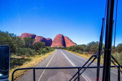 Ayers Rock Day Trip From Alice Springs Including Uluru, Kata Tjuta And Sunset BBQ Dinner - Australian Destinations 2